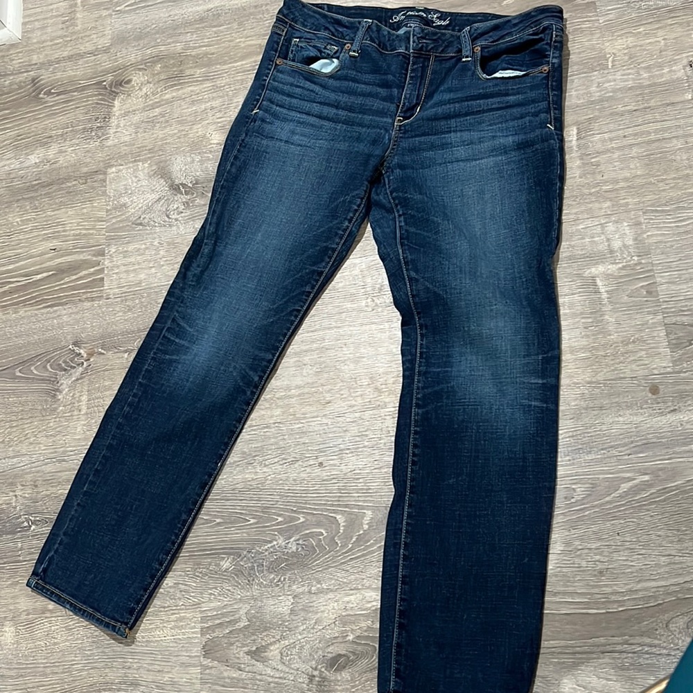 American eagle skinny Jean 14 short